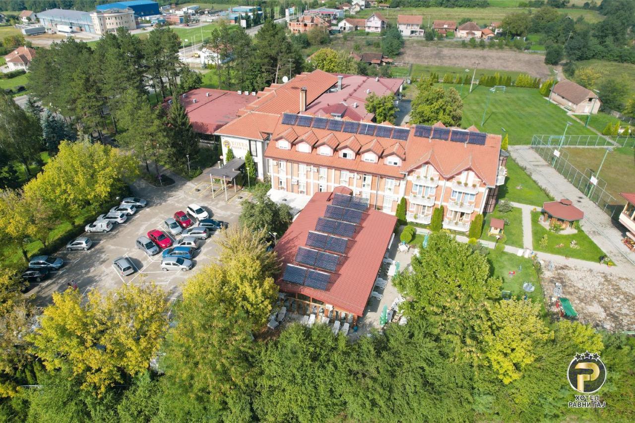 Hotel Ravni Gaj Knic Exteriör bild